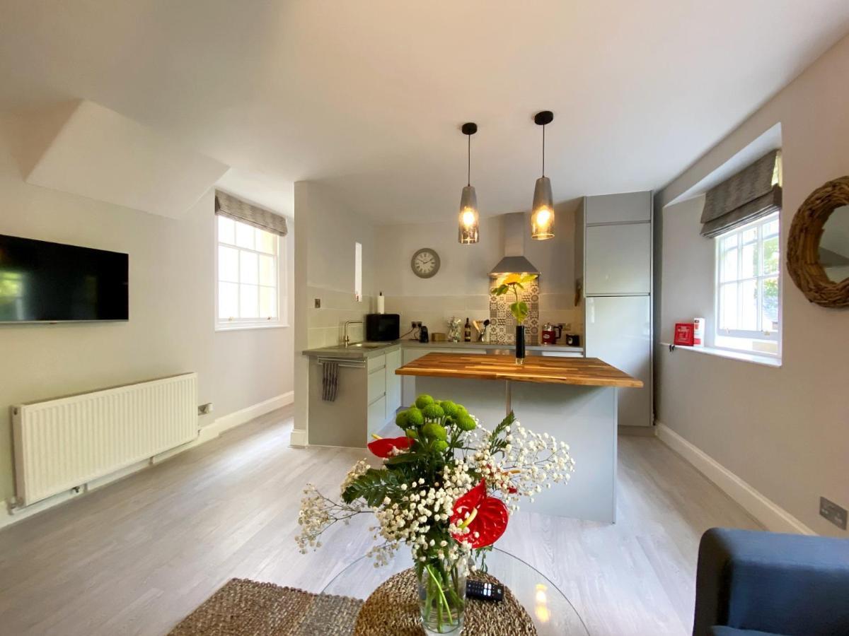 Meadfoot Bay Apartment At Hesketh Crescent Torquay Eksteriør bilde